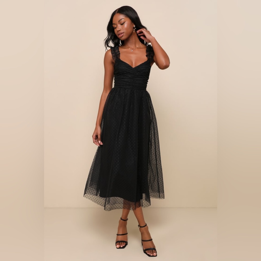 Lulu's Black Midi Dress